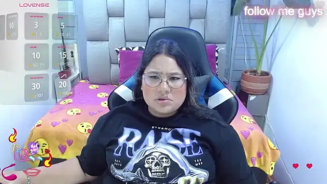 evelin_zaens Adlı Modelin Canlı XXX Sohbeti