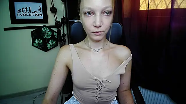 EmillyPlay Live XXX-chat