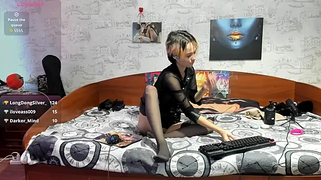 KagamiTayga's Live XXX Chat