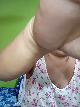 Živý XXX chat hotpussyxxx33x