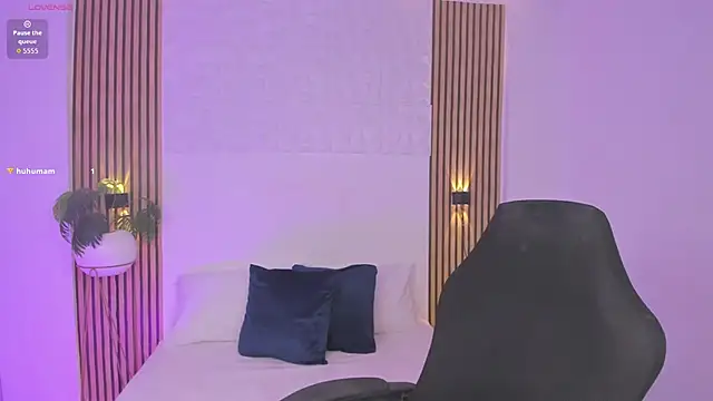 valeria_acosta_ Adlı Modelin Canlı XXX Sohbeti