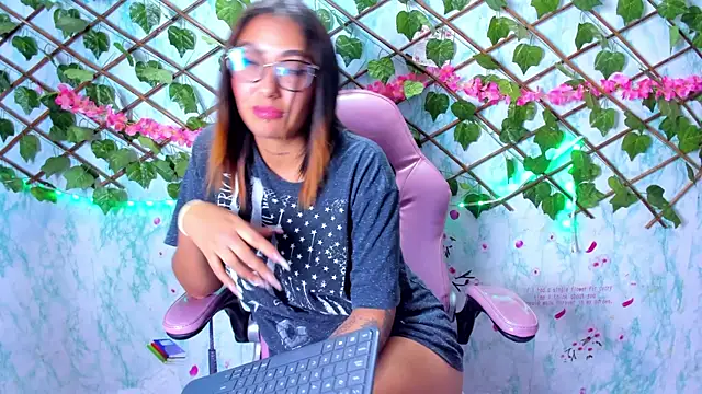 Chatroom XXX en direct de Pamesmith