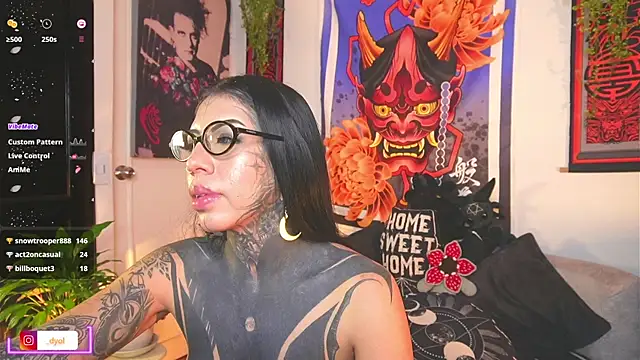 Chat +18 de Dalia_Vorhees ao vivo