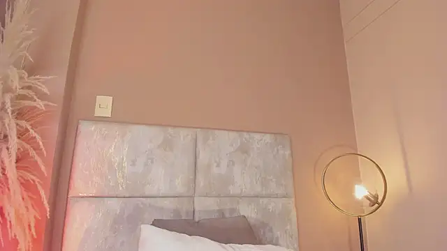 AnnaDenver Chat XXX live