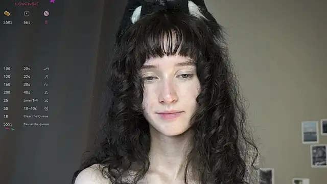 DellaLeck Live XXX-chat