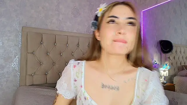 nini_love01: απευθείας συνομιλία ΧΧΧ