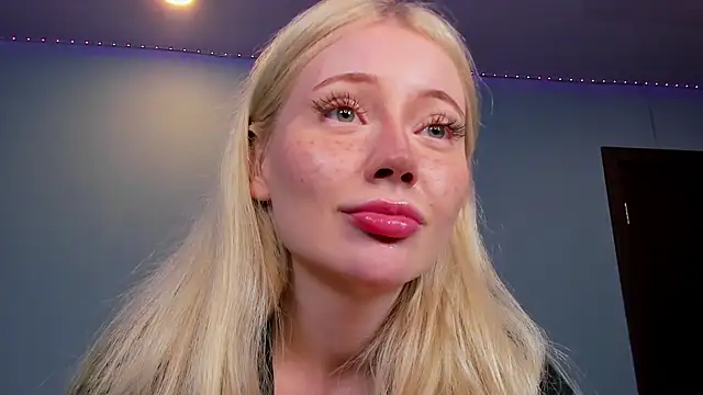 دردشة Lillie_Berry الجنسية المباشرة
