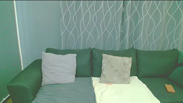 Chat +18 de adeleadison ao vivo