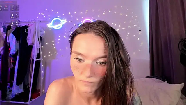 HottieEVER's Live XXX Chat