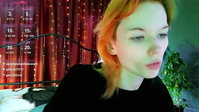 Kiara_Age live XXX chat