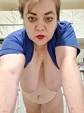cindybbwsquirt's Live XXX Chat