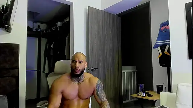 Andrew_Johnnson Live XXX-Chat