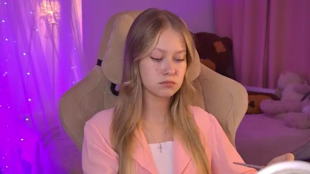 Chat +18 de EveMundie ao vivo