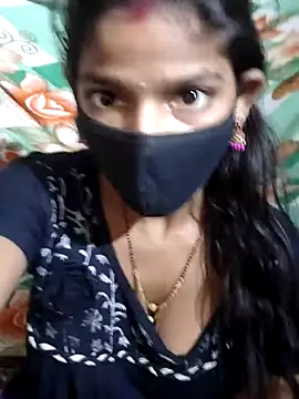 Itz_Aisha__ Chat XXX in diretta
