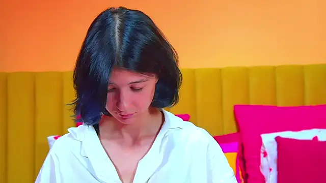 دردشة AnneAvelin الجنسية المباشرة