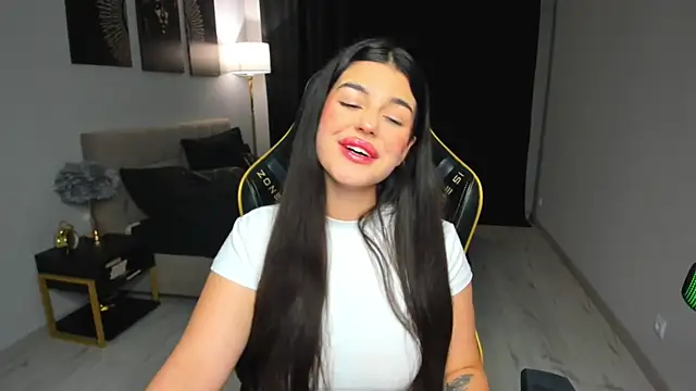 AlluringAriel Live XXX-chat