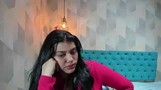 LindaBreeS Chat XXX in diretta
