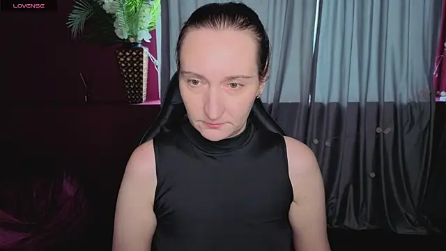 SelestiaSnata Chat XXX in diretta