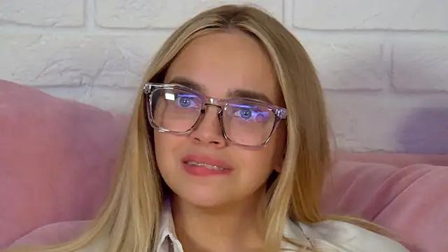 AnitaVenture's Live XXX Chat