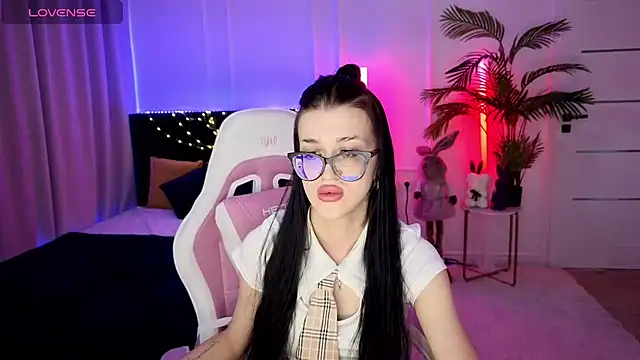 Ariella_Me élő XXX-chatje