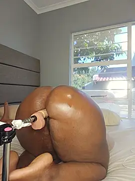 XXX chat uživo modela Kinkyphatass