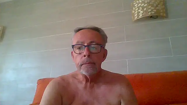 tuggy59 Adlı Modelin Canlı XXX Sohbeti
