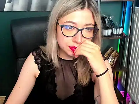 loveHeidi 现场XXX聊天