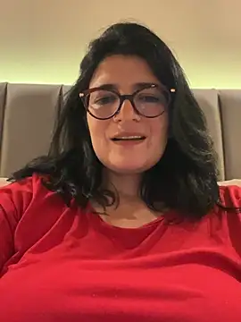 adriana71's Live XXX Chat