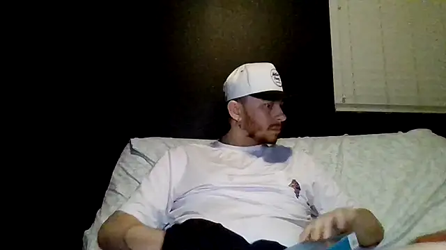 Mikecloudyhawk Show in webcam