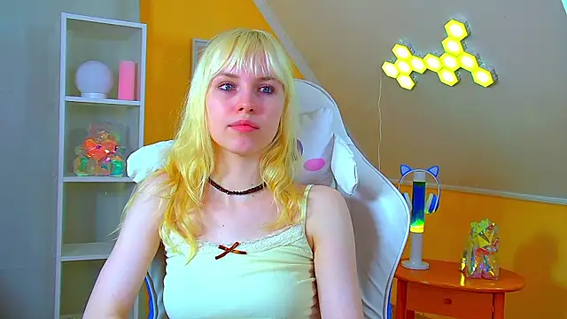 HannahHollis Adlı Modelin Canlı XXX Sohbeti