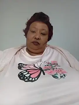 nancy111 élő XXX-chatje