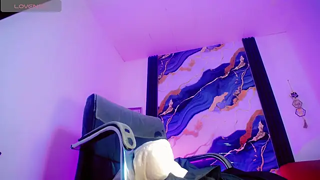 SWEET_PRINCEESS_: онлайн-секс-чат