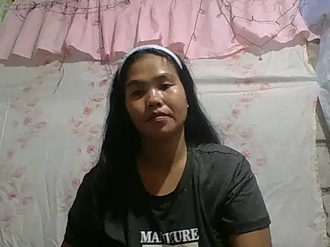 ladytisay17 Adlı Modelin Canlı XXX Sohbeti