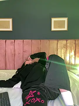 دردشة Little_Lexyy الجنسية المباشرة