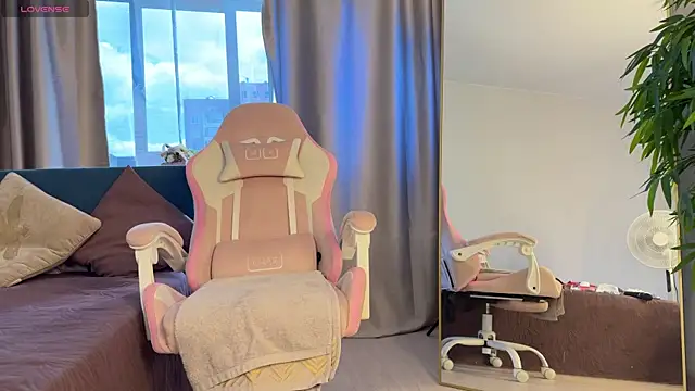 XXX chat uživo modela -Solar-Jane-