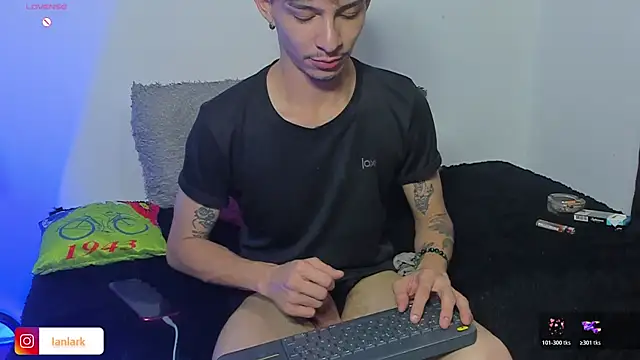 _IanLarkのライブXXXチャット