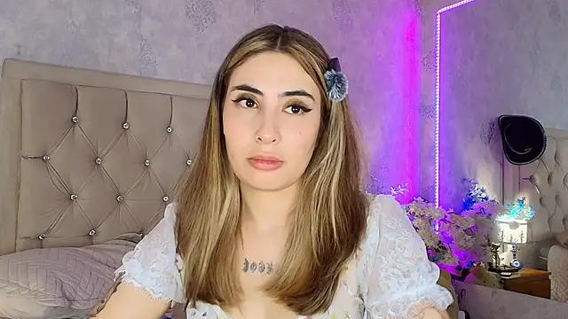 nini_love01's Live XXX Chat