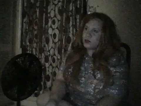 agathaa69 Adlı Modelin Canlı XXX Sohbeti
