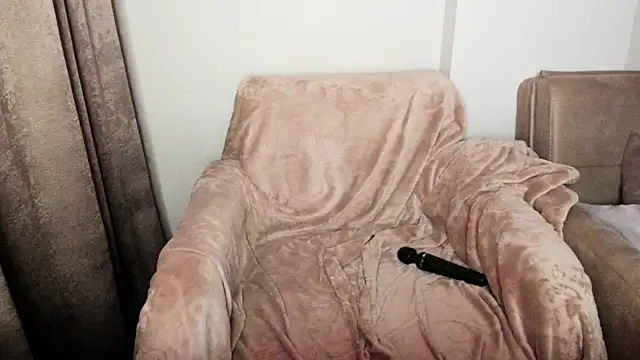 ReddHotPipper live XXX chat
