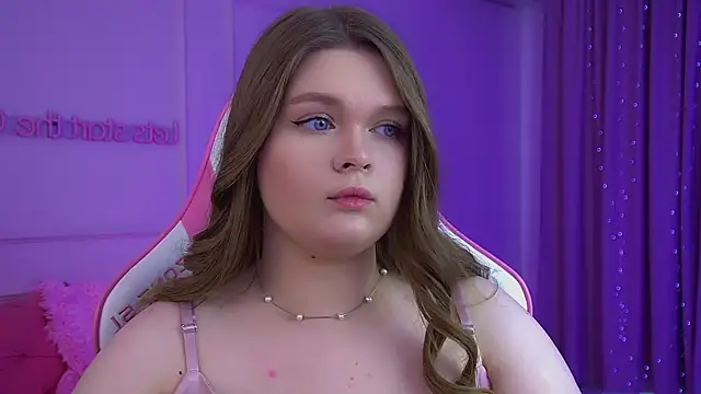 CrystalLyonsn Live XXX chat