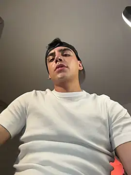 aronnhidden – Live XXX-chat