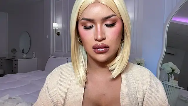 Your_Majesty_Tyra's Live XXX Chat