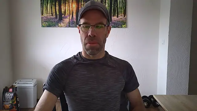 Živý XXX chat DaddyHarry_MatureStallion