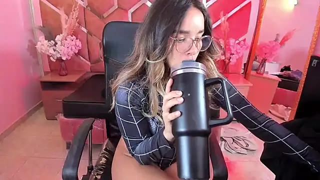 Olivia_Fox69 Chat XXX live