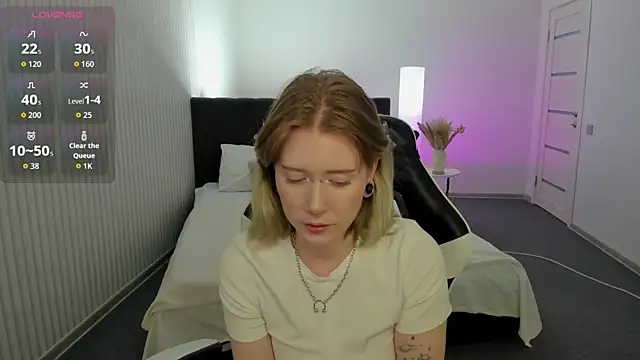 Elira_Vane live XXX chat