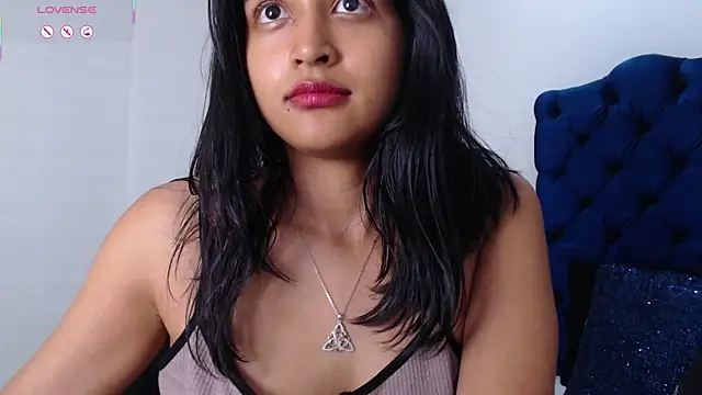 Lili666_ live XXX chat