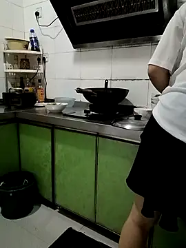 Živý XXX chat mimi2052