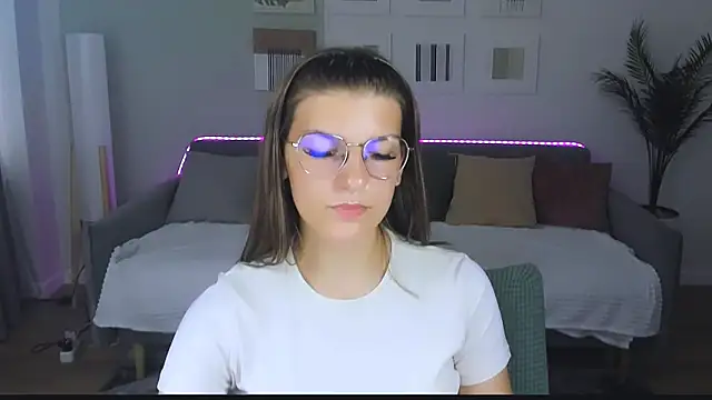 AnnaThorne's Live XXX Chat