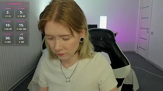 XXX chat uživo modela Elira_Vane