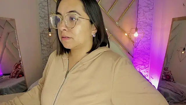 Chatroom XXX en direct de nalalye_cruzz_